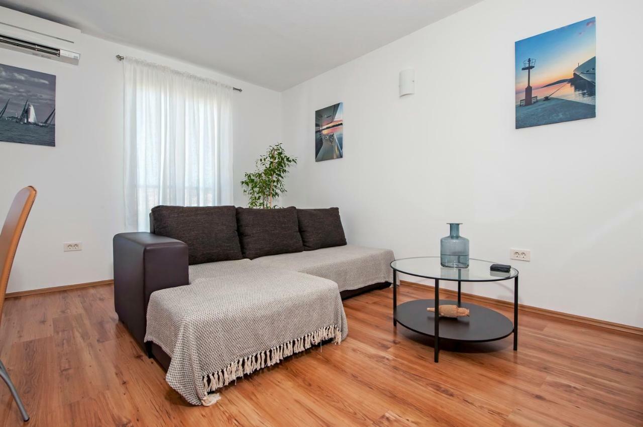 Apartment Thalassa Rovinj Exterior photo